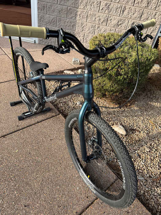 Inspired Hex Team 26" Demo