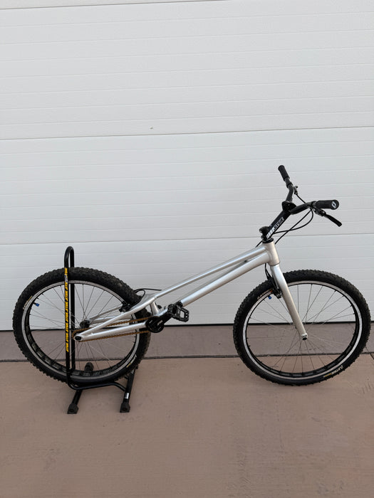 Jitsie 26" Varial 1085 HS/HS Race USED