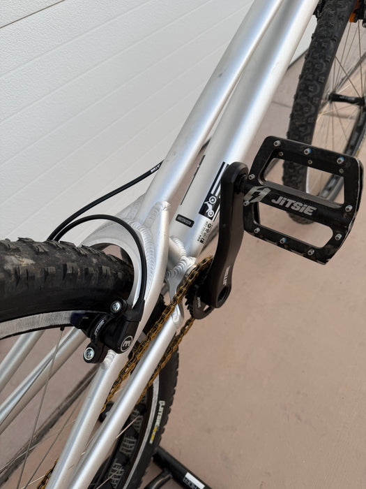 Jitsie 26" Varial 1085 HS/HS Race USED