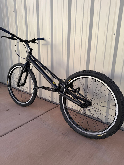 Jitsie 26" Varial 1085 HS/HS USED