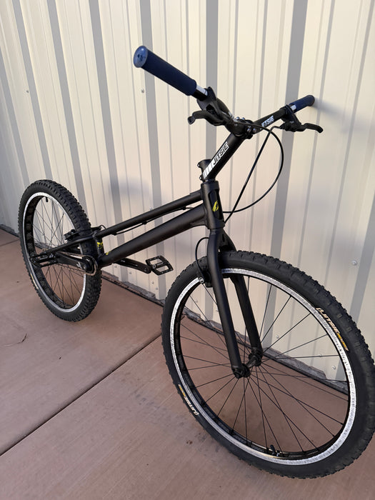 Jitsie 26" Varial 1085 HS/HS USED