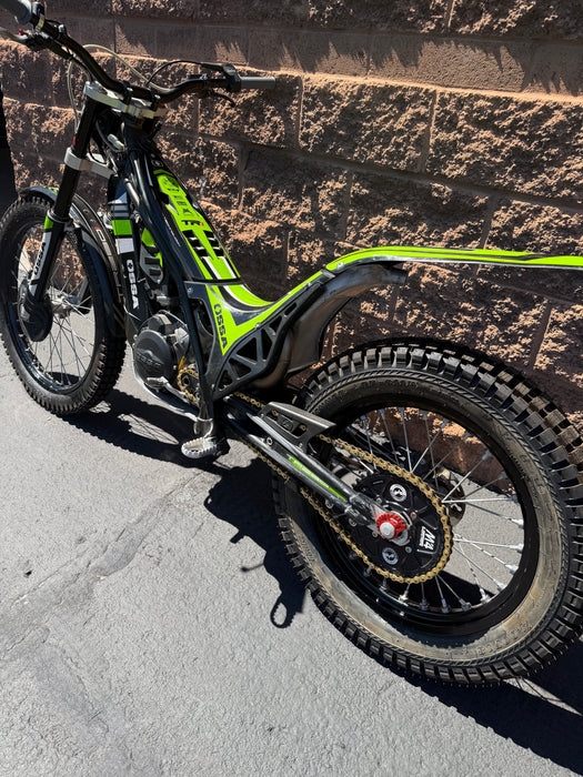 2012 OSSA TR 280i