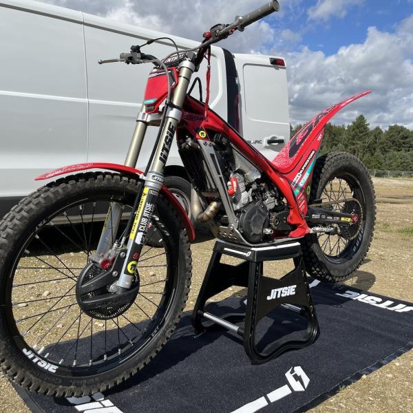 Bike Stand Moto Jitsie